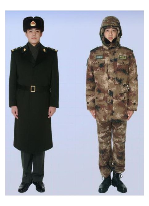 军官士兵大衣（左为军官常服大衣、右为作训大衣）